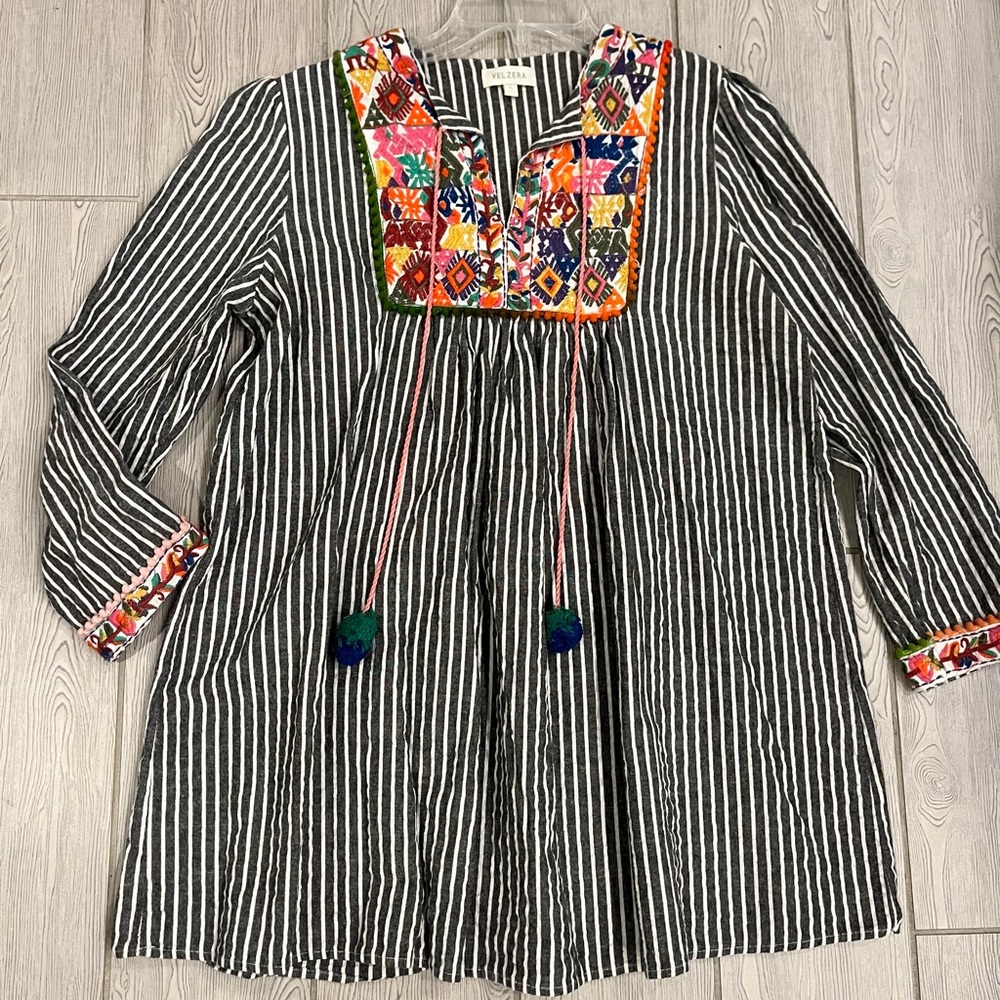 Velzera Embroidered Stripe Top /Dress - Picture 6 of 14